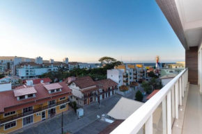 139E - Linda cobertura com vista ao mar na praia de Bombinhas